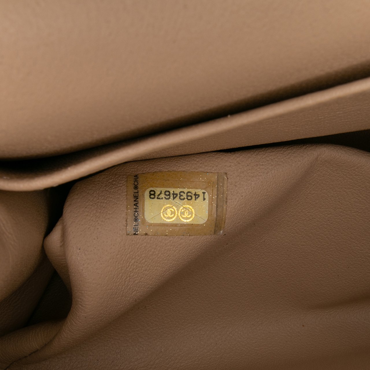 Chanel Jumbo Classic Caviar Double Flap Bruin