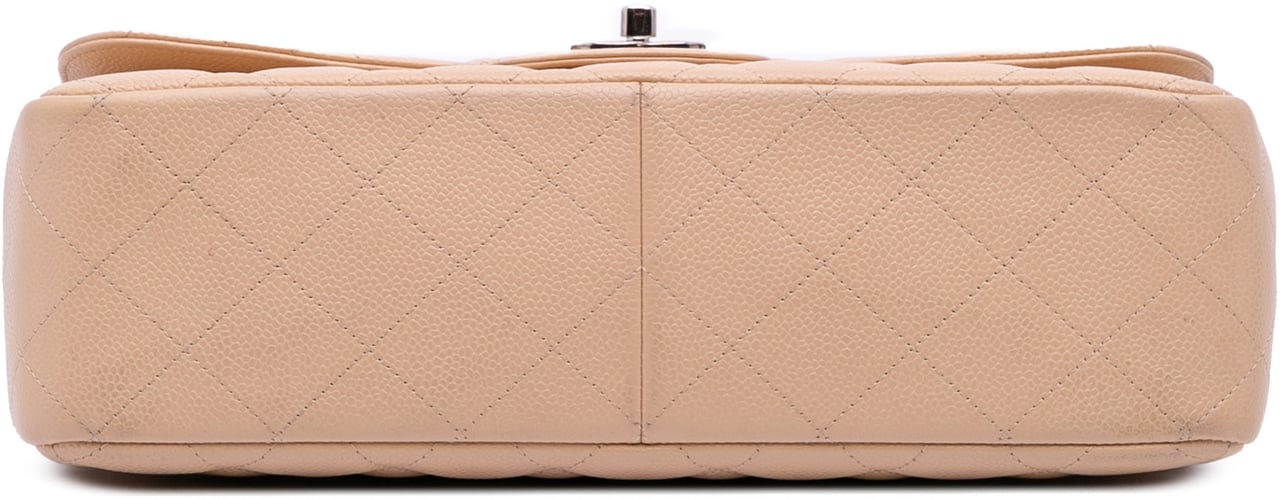 Chanel Jumbo Classic Caviar Double Flap Bruin