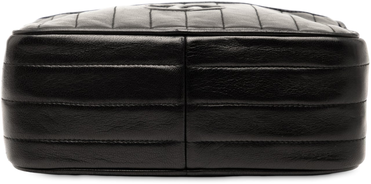 Chanel CC Quilted Lambskin Tassel Camera Bag Zwart