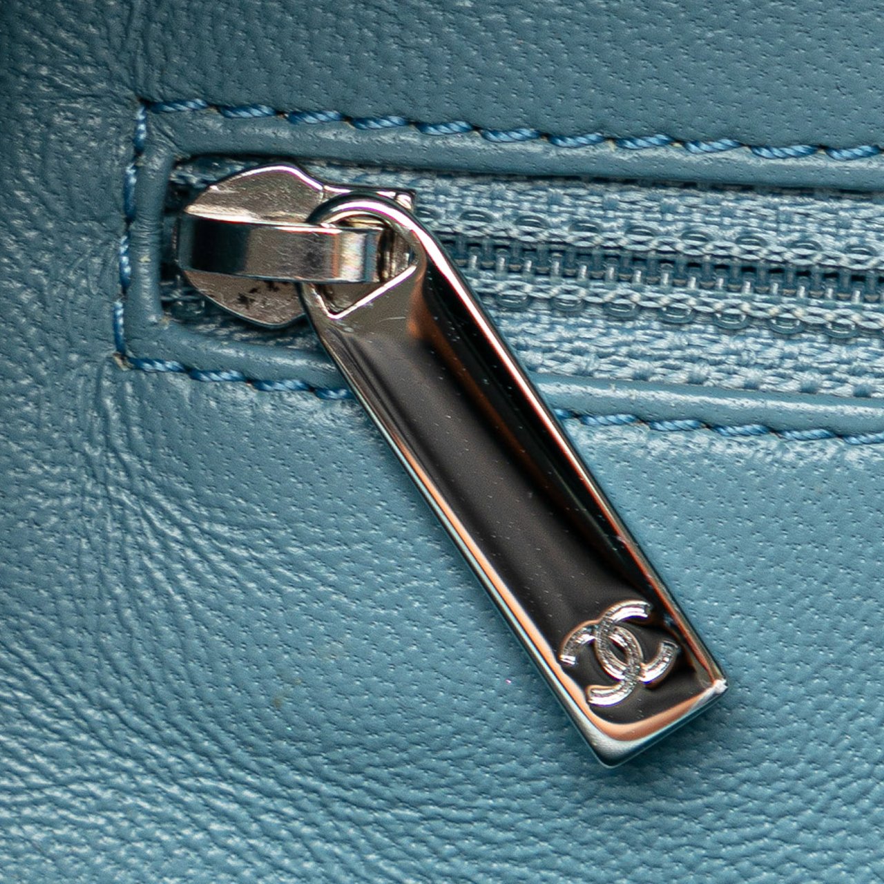 Chanel Mini Sequins and Lambskin Waterfall Backpack Blauw