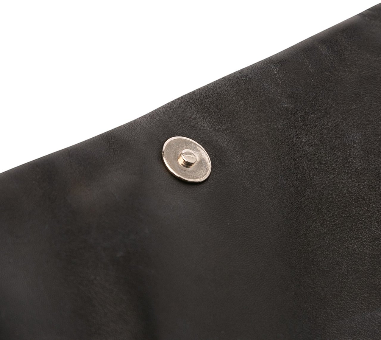 Chanel Quilted Metallic Distressed Lambskin CC Crystal Flap Zwart