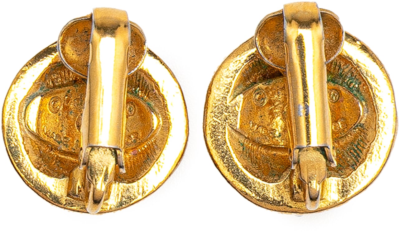 Chanel Gold Plated and Rhinestones Round Clip On Earrings Goud