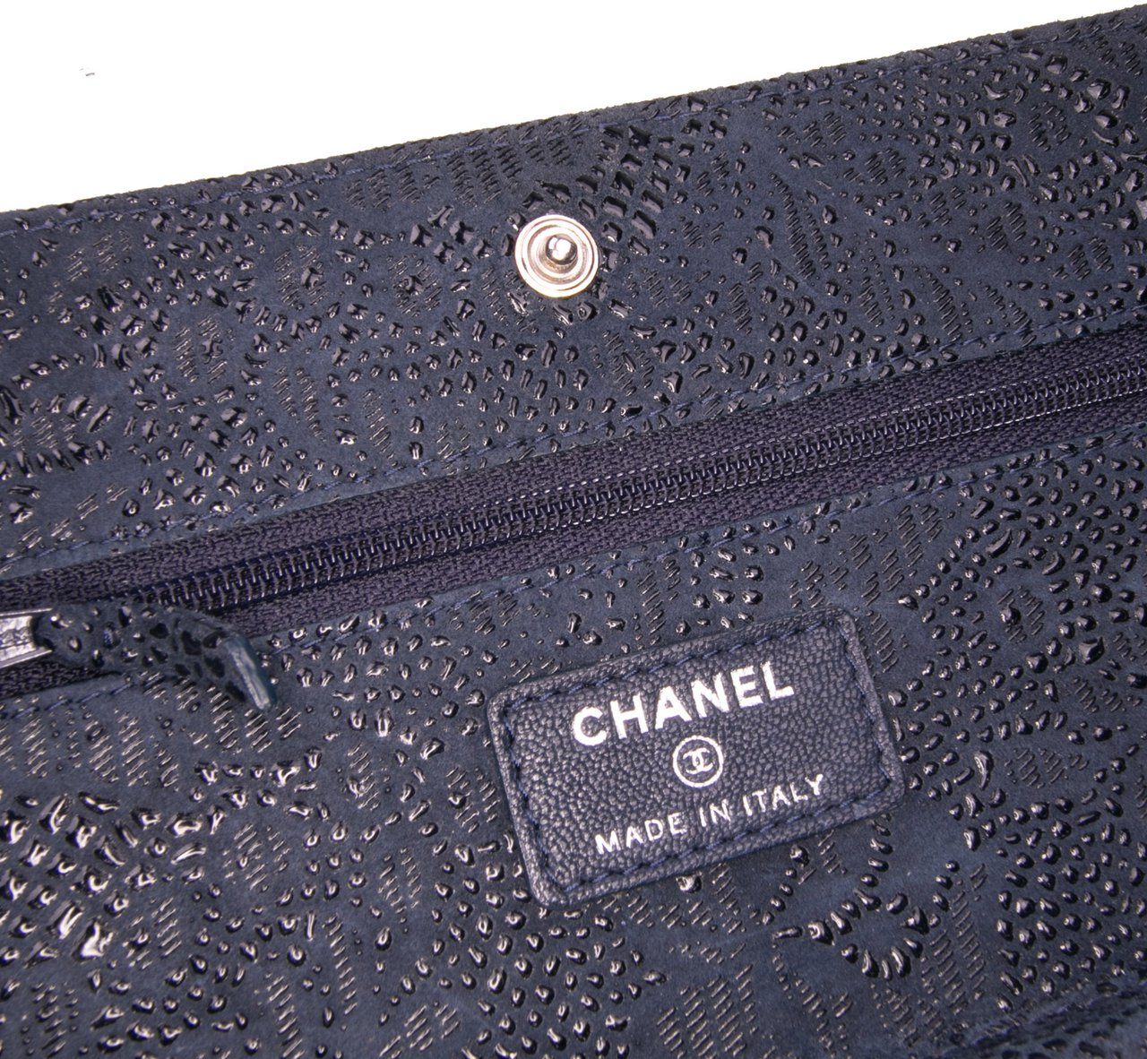 Chanel Lace Overlay Goatskin Wallet On Chain Blauw