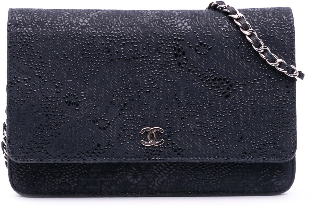 Chanel Lace Overlay Goatskin Wallet On Chain Blauw
