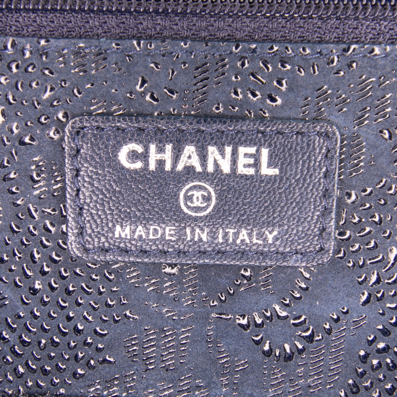 Chanel Lace Overlay Goatskin Wallet On Chain Blauw