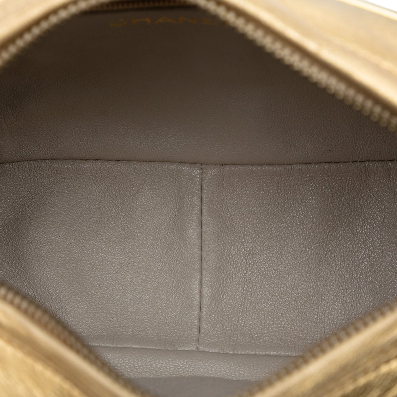 Chanel Chevron Metallic Lambskin Tassel Chain Camera Bag Goud