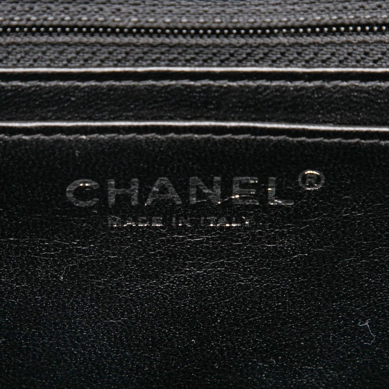 Chanel Jumbo Classic Caviar Double Flap Zwart