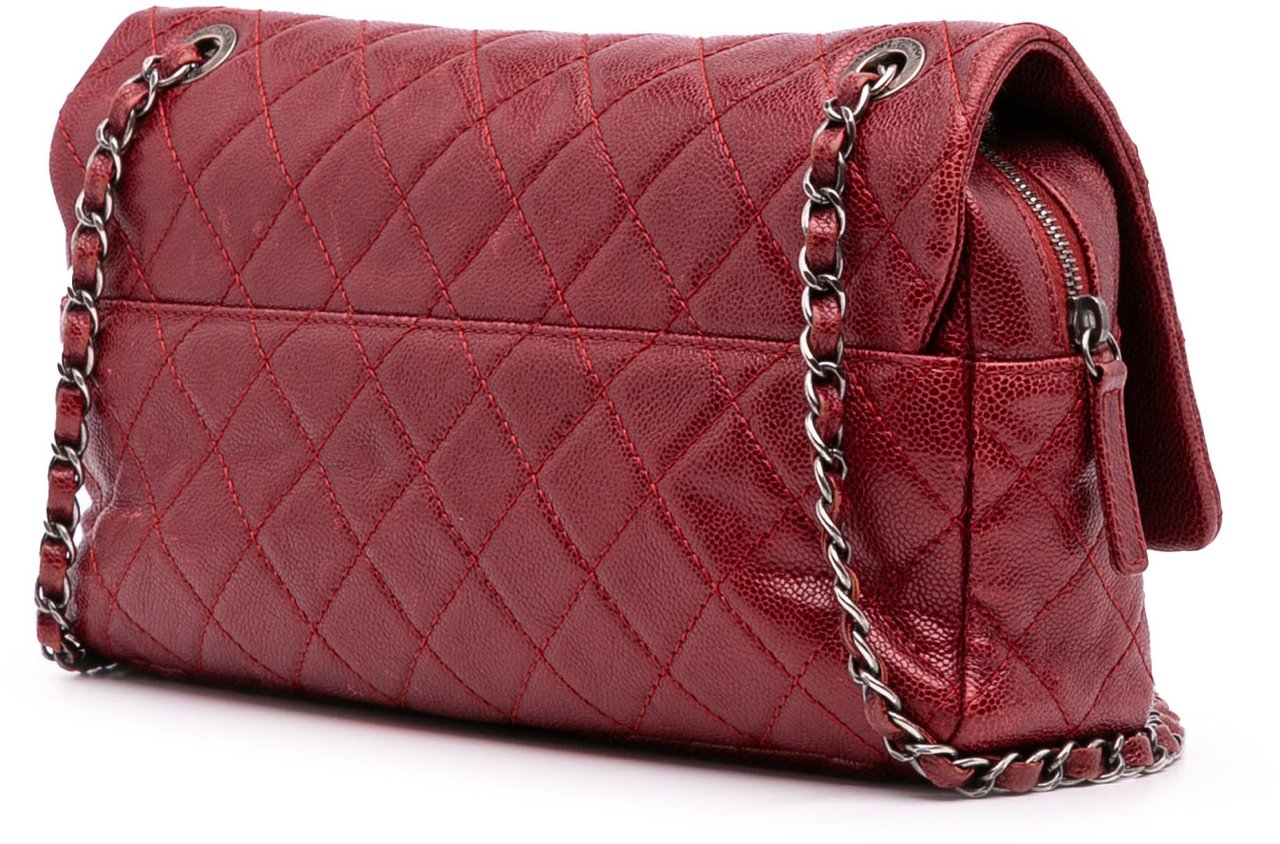 Chanel Medium Quilted Caviar Easy Flap Rood