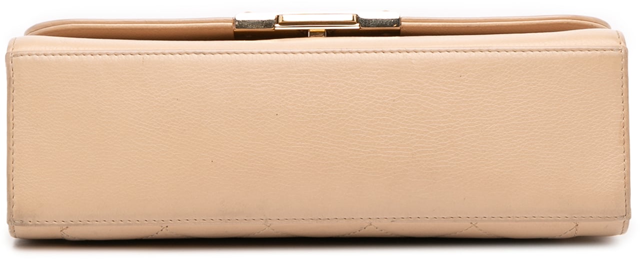 Chanel Medium Quilted Calfskin Label Click Flap Bruin