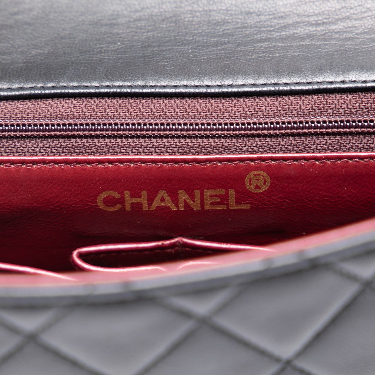 Chanel Square Quilted Lambskin Single Flap Zwart