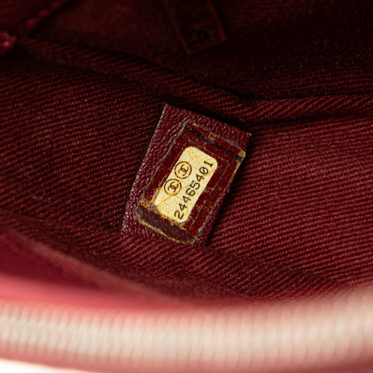 Chanel Medium Calfskin Coco Curve Flap Rood