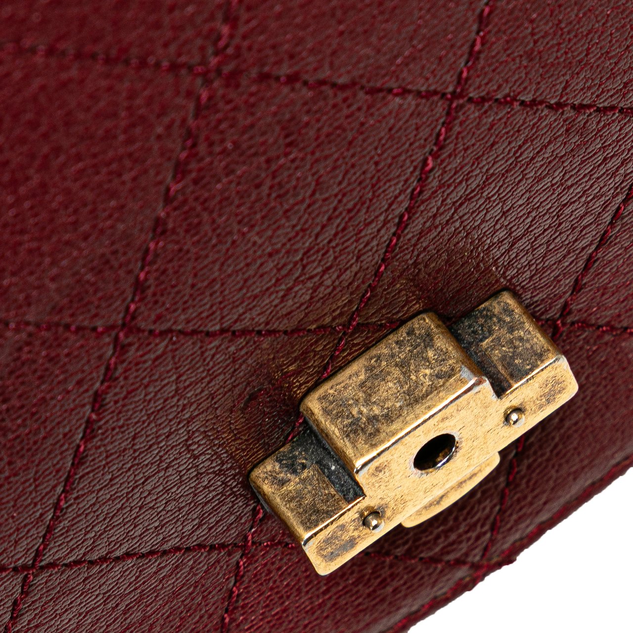 Chanel Medium Calfskin Coco Curve Flap Rood