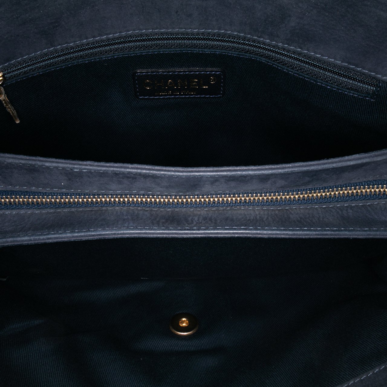 Chanel Jumbo Quilted Calfskin Triple Stitched Flap Blauw