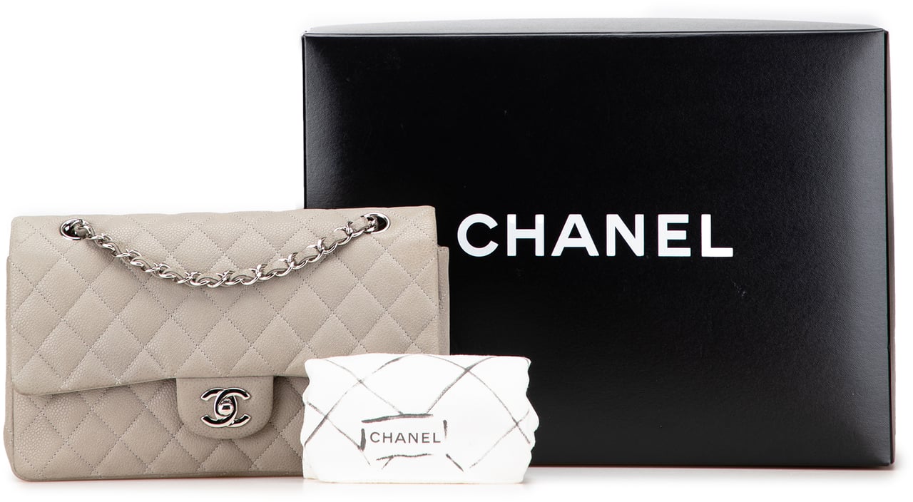 Chanel Medium Classic Caviar Double Flap Grijs
