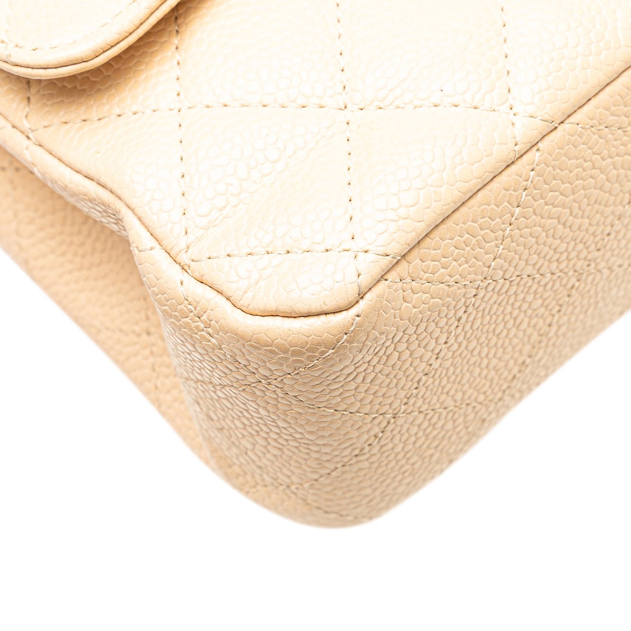 Chanel Medium Classic Caviar Double Flap Bruin