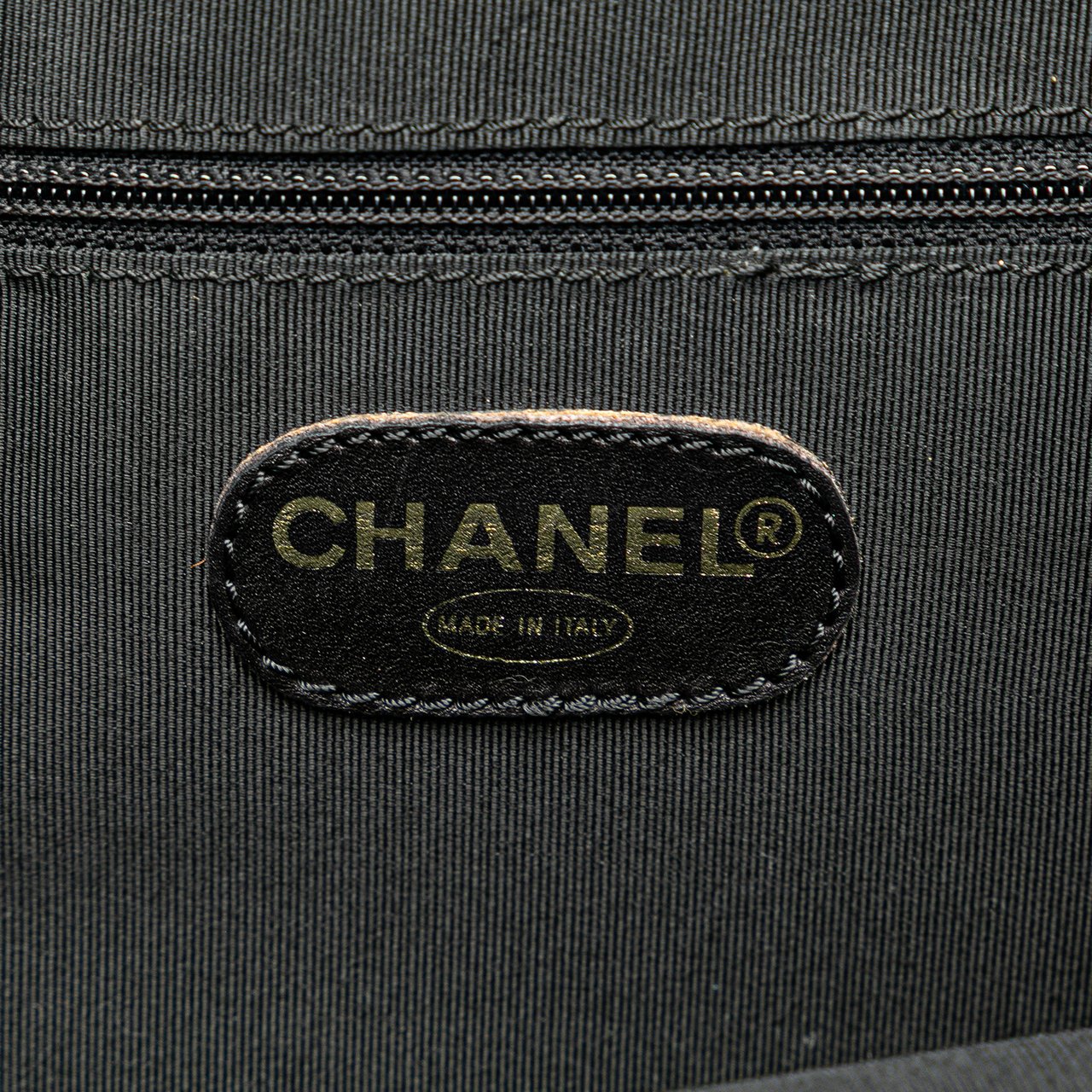 Chanel CC Caviar Leather Tote Zwart