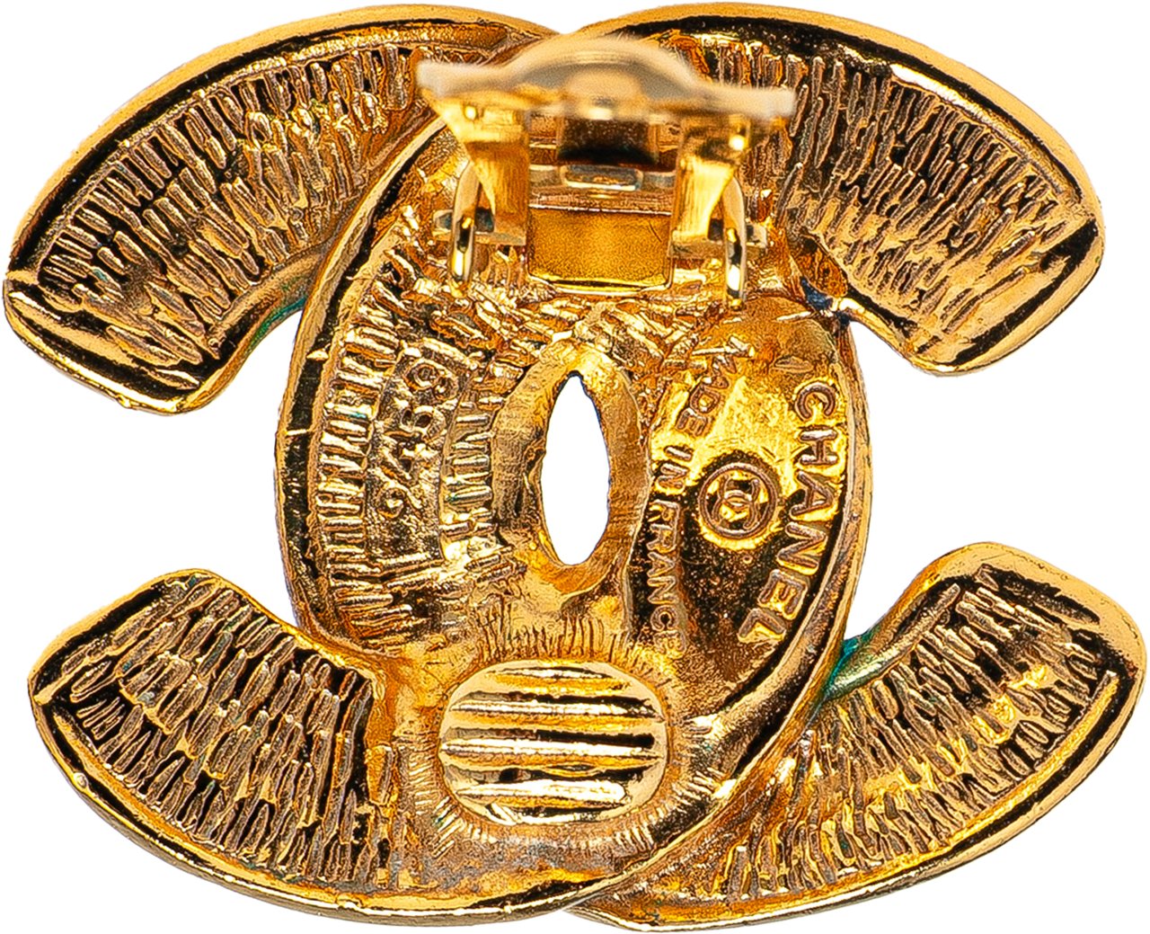 Chanel Gold Plated Quilted CC Clip On Earrings Goud