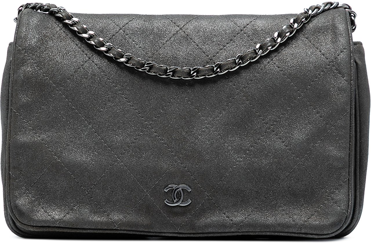 Chanel CC Quilted Iridescent Calfskin Single Flap Grijs