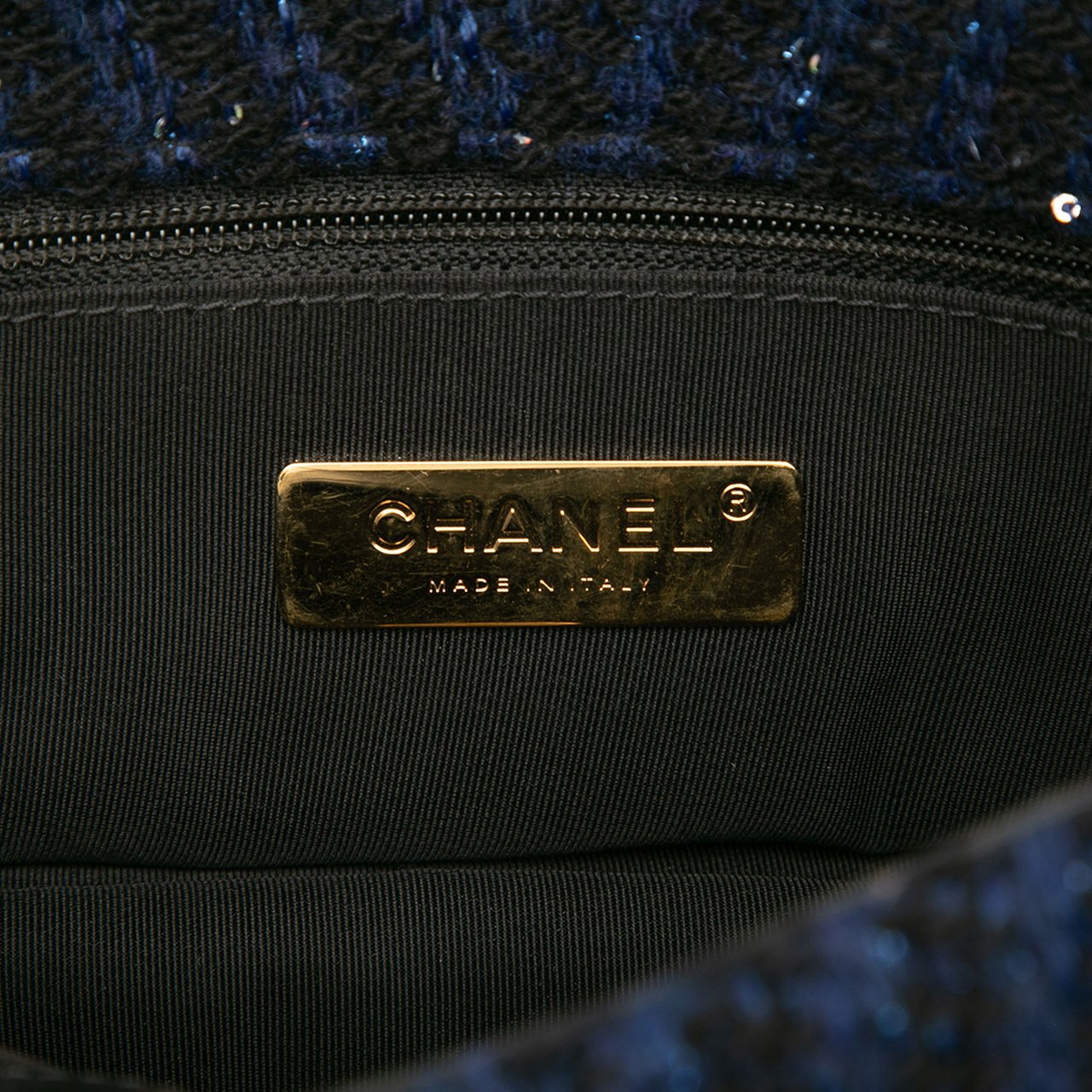 Chanel Large Chevron Tweed Sequin 19 Flap Blauw