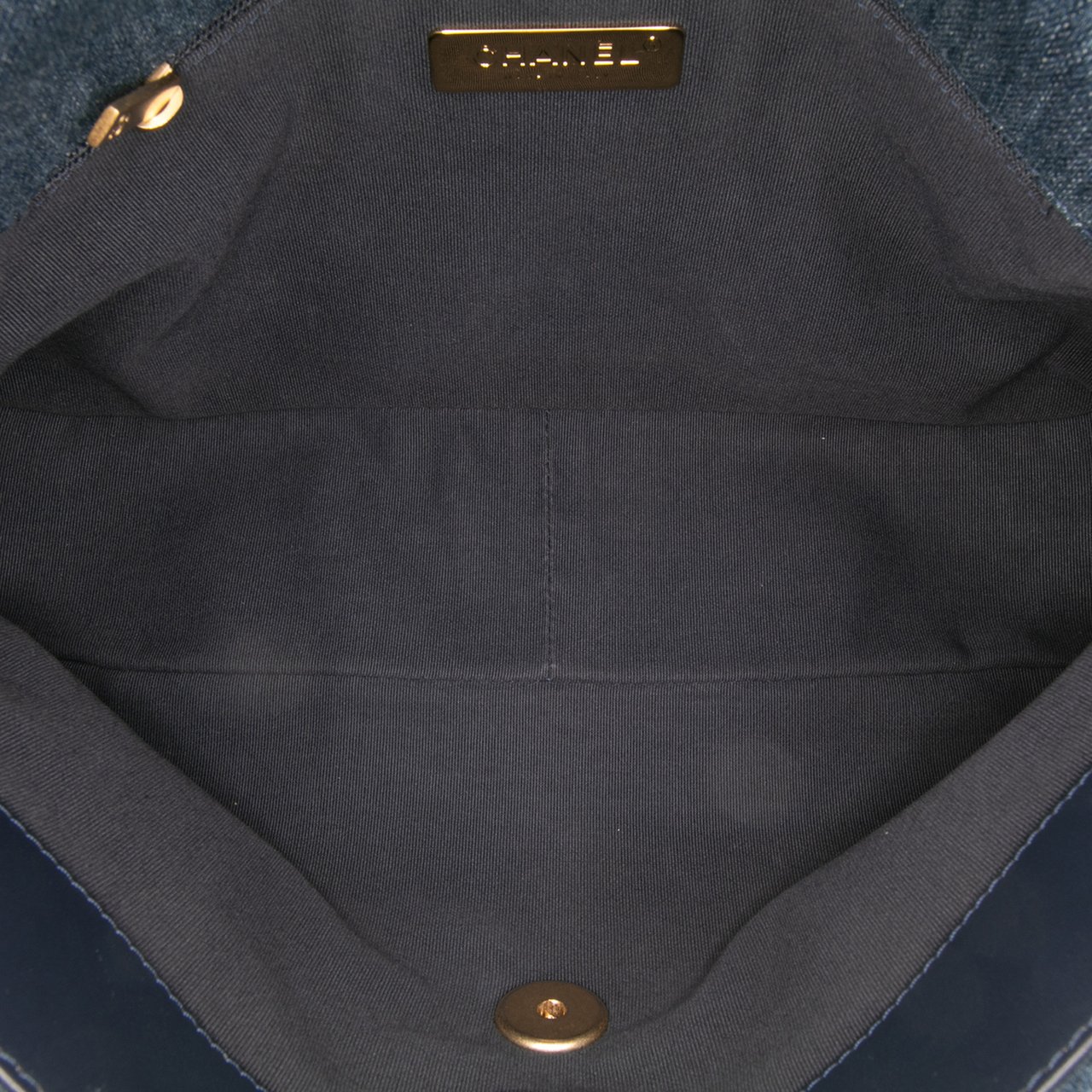 Chanel Large Denim 19 Flap Blauw