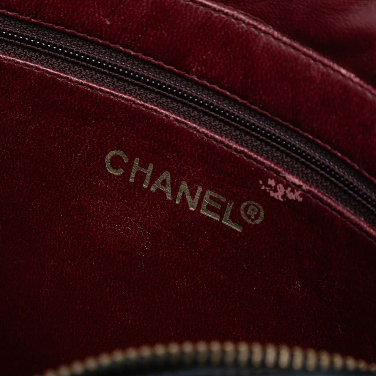 Chanel CC Quilted Lambskin Chain Camera Bag Zwart