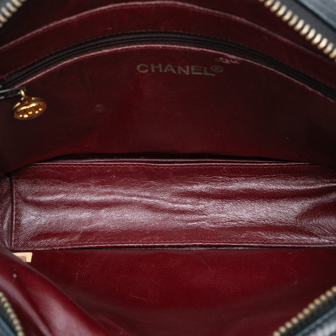 Chanel CC Quilted Lambskin Chain Camera Bag Zwart