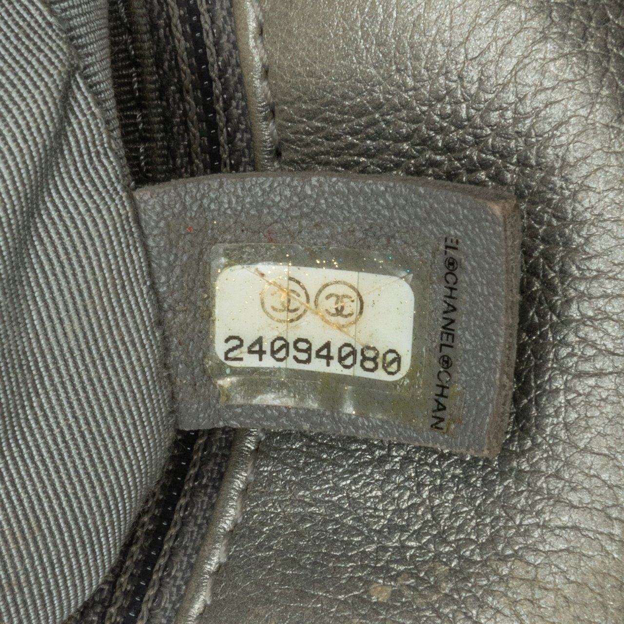 Chanel Medium Chevron Calfskin Stud Wars Flap Zilver