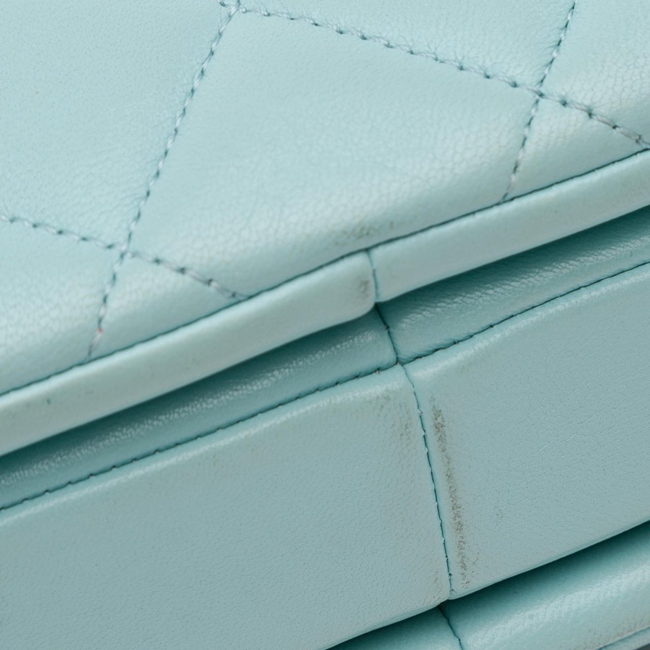 Chanel Small Quilted Lambskin Trendy CC Flap Blauw