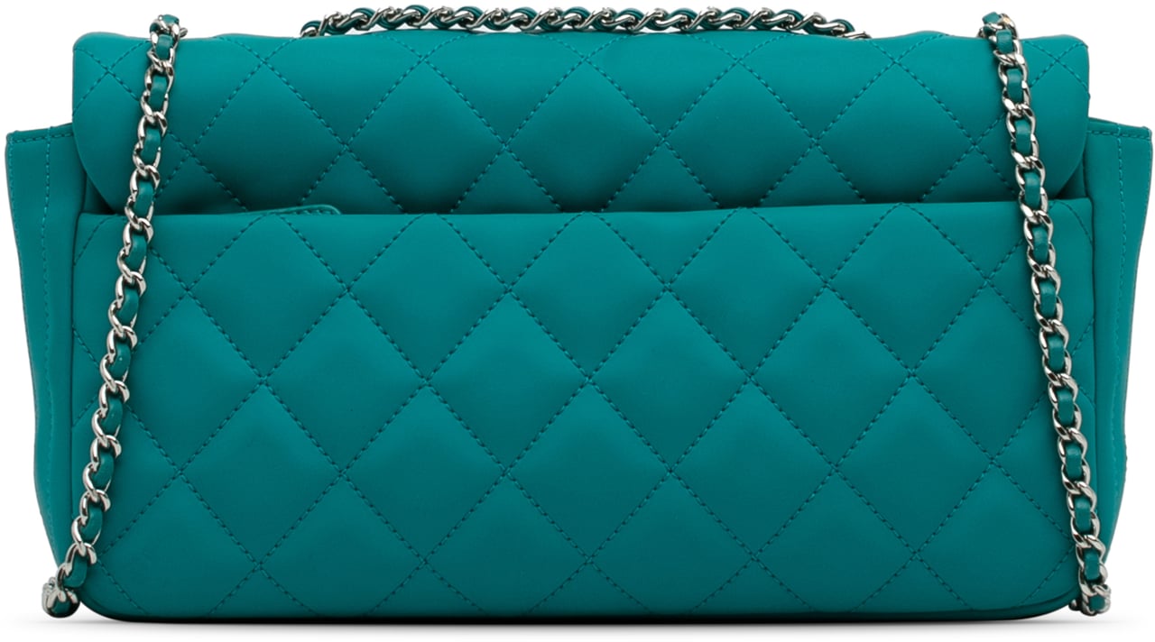 Chanel CC Quilted Calfskin Single Flap Blauw