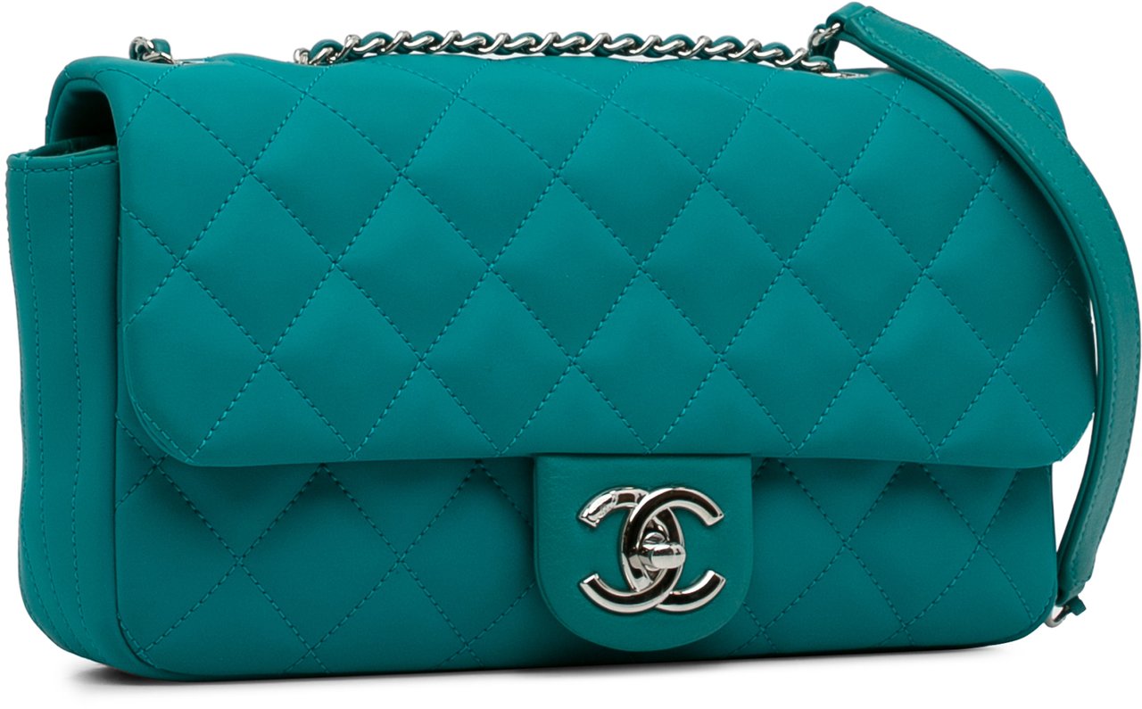 Chanel CC Quilted Calfskin Single Flap Blauw