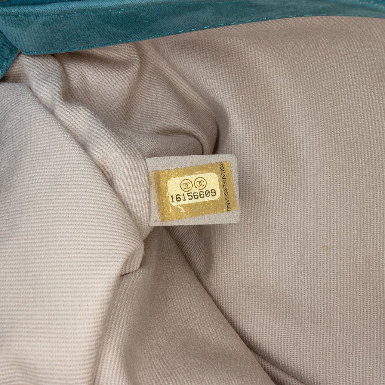 Chanel Small Iridescent Calfskin Sea Hit Tote Blauw