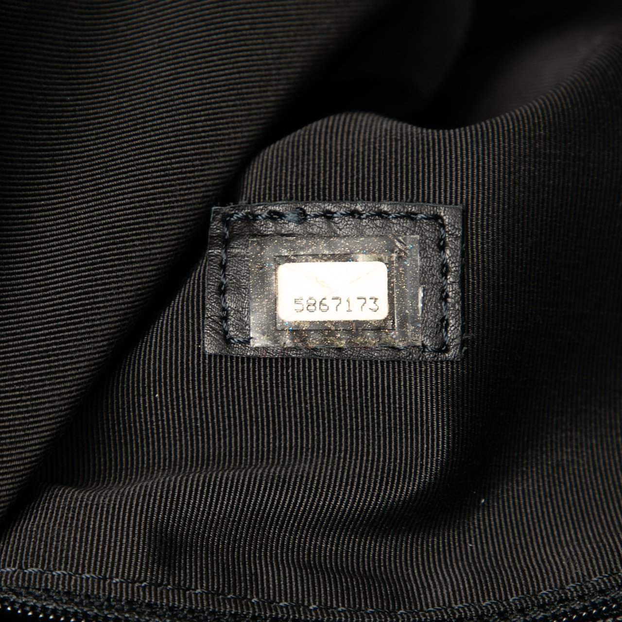 Chanel CC Lambskin Tassel Tote Zwart