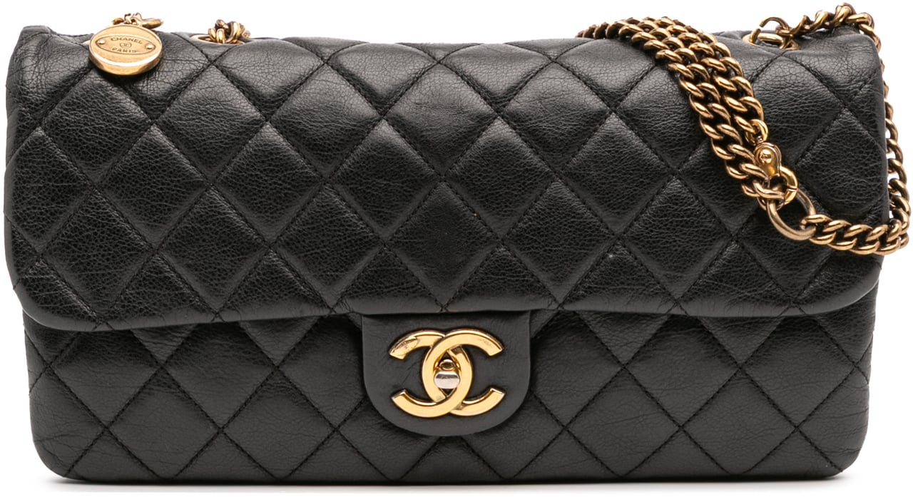 Chanel Quilted Calfskin CC Crown Flap Zwart