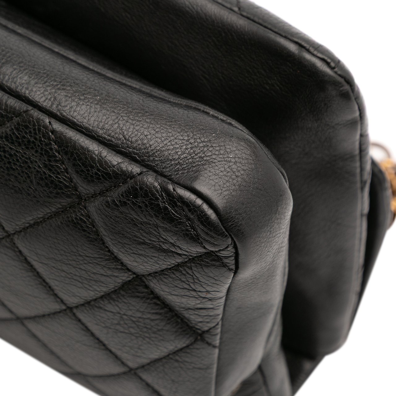 Chanel Quilted Calfskin CC Crown Flap Zwart