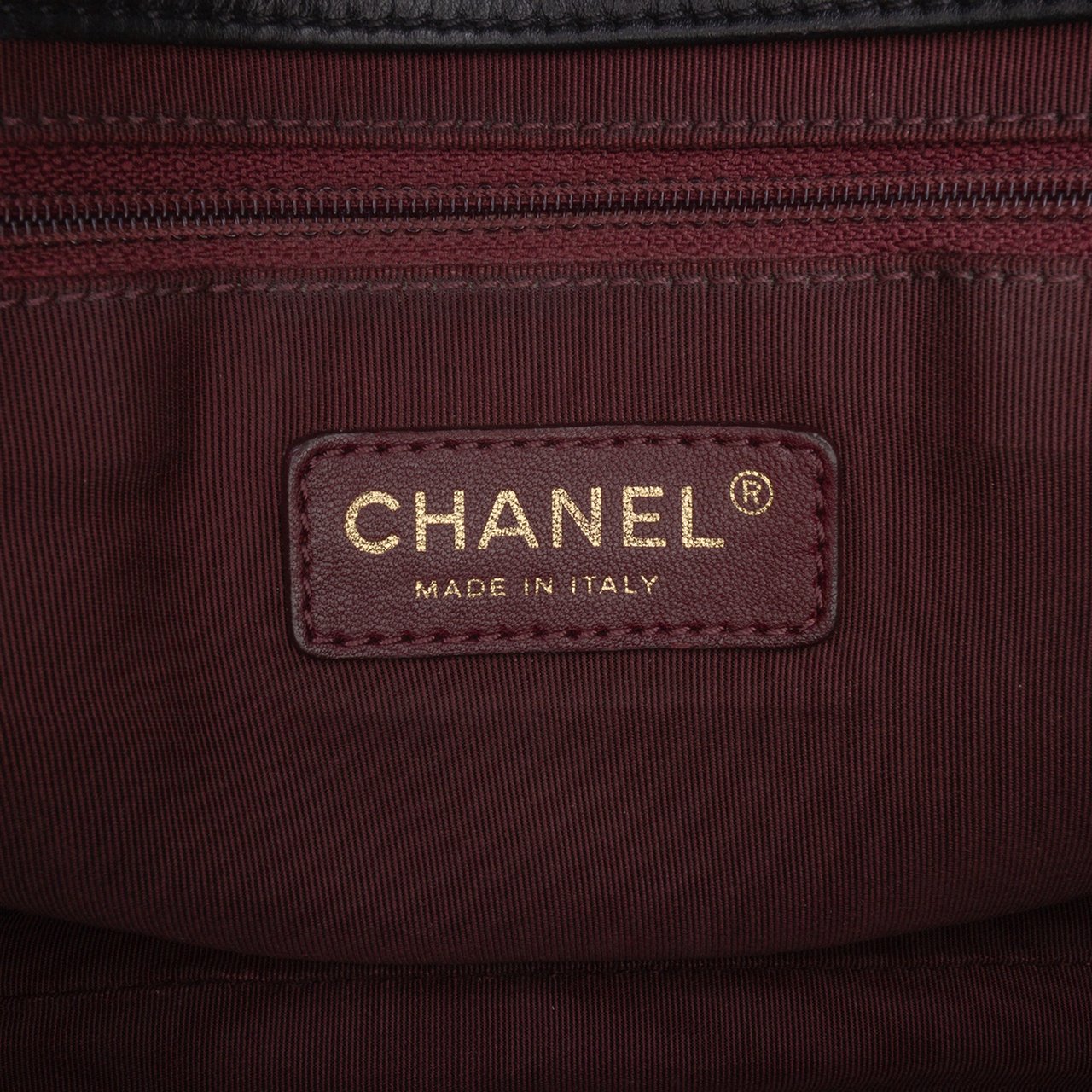 Chanel Large Reissue 2.55 Diamond Debossed Calfskin Cosmos Flap Zwart