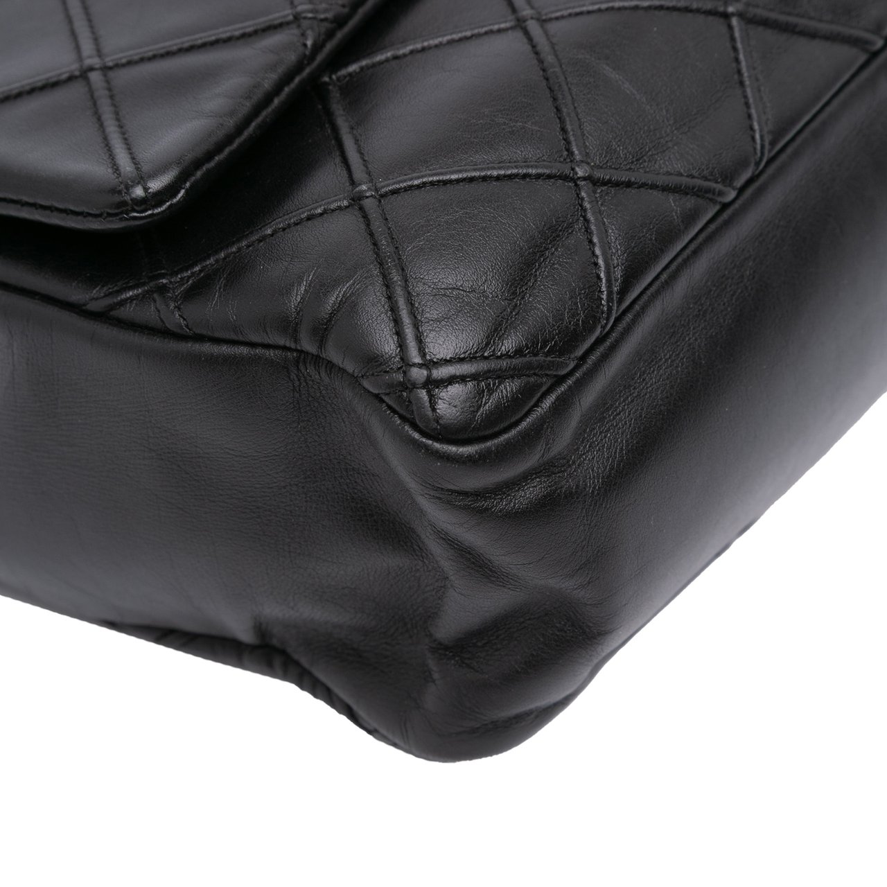 Chanel Large Reissue 2.55 Diamond Debossed Calfskin Cosmos Flap Zwart