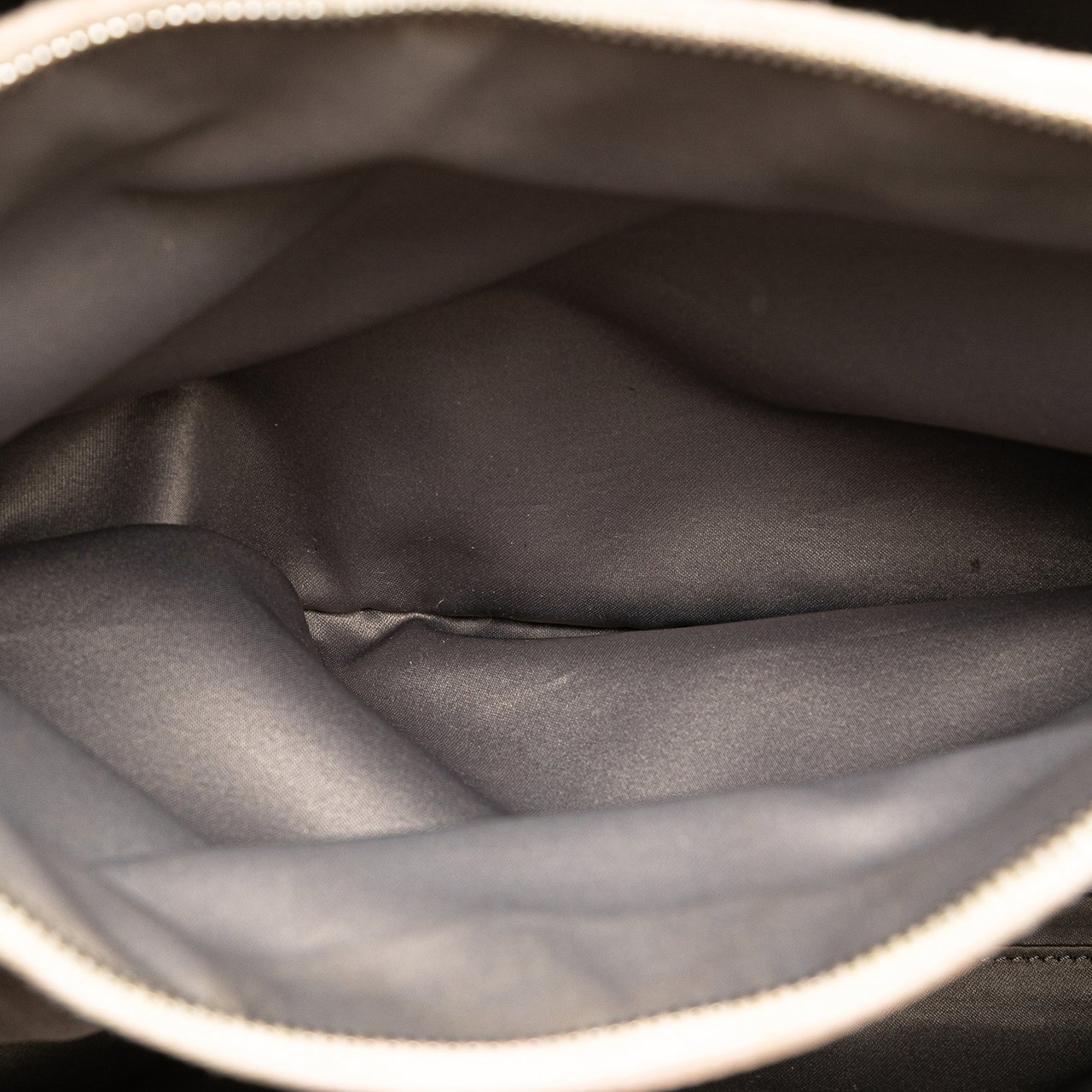Chanel Caviar Grand Shopping Tote Bruin