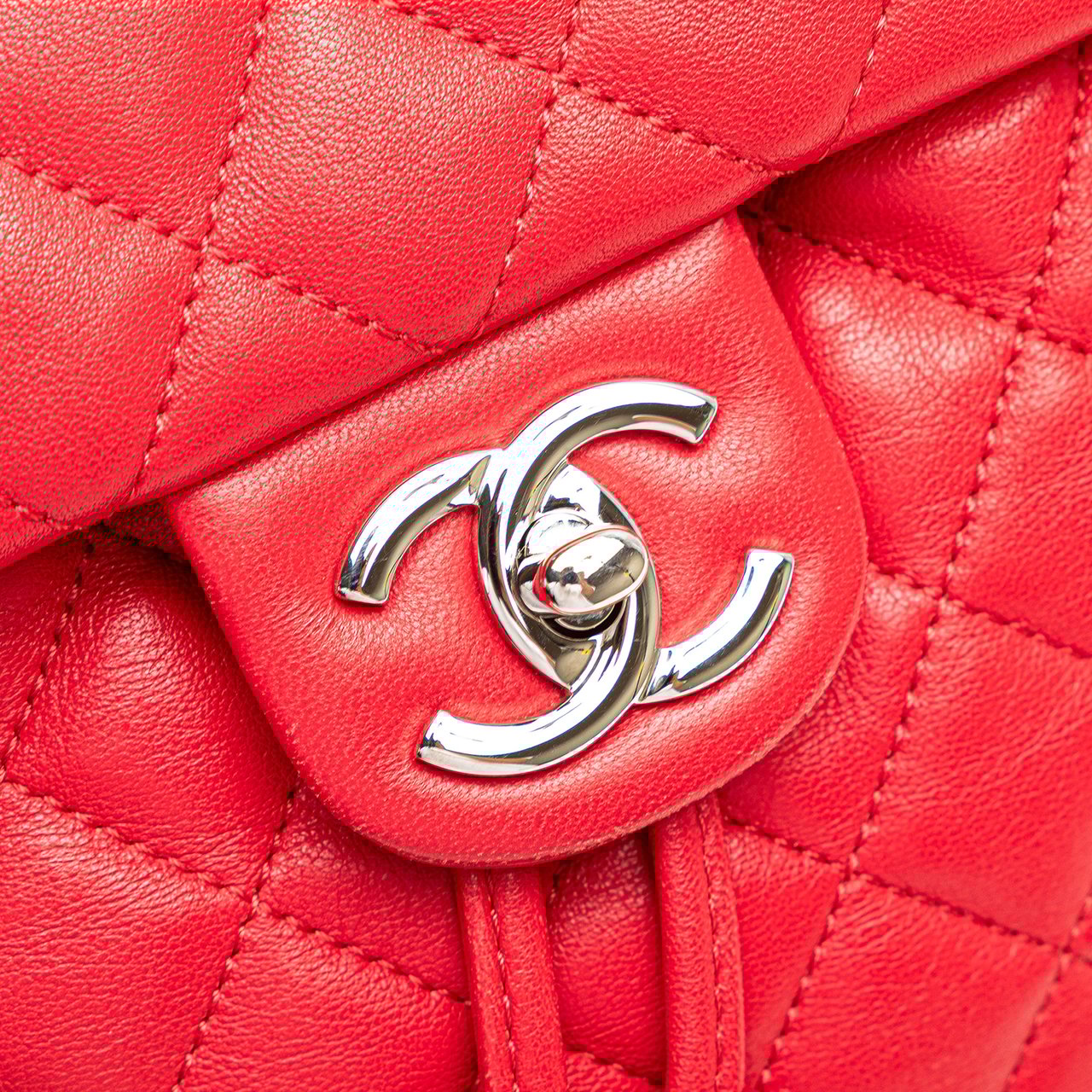 Chanel Small Lambskin Urban Spirit Backpack Rood