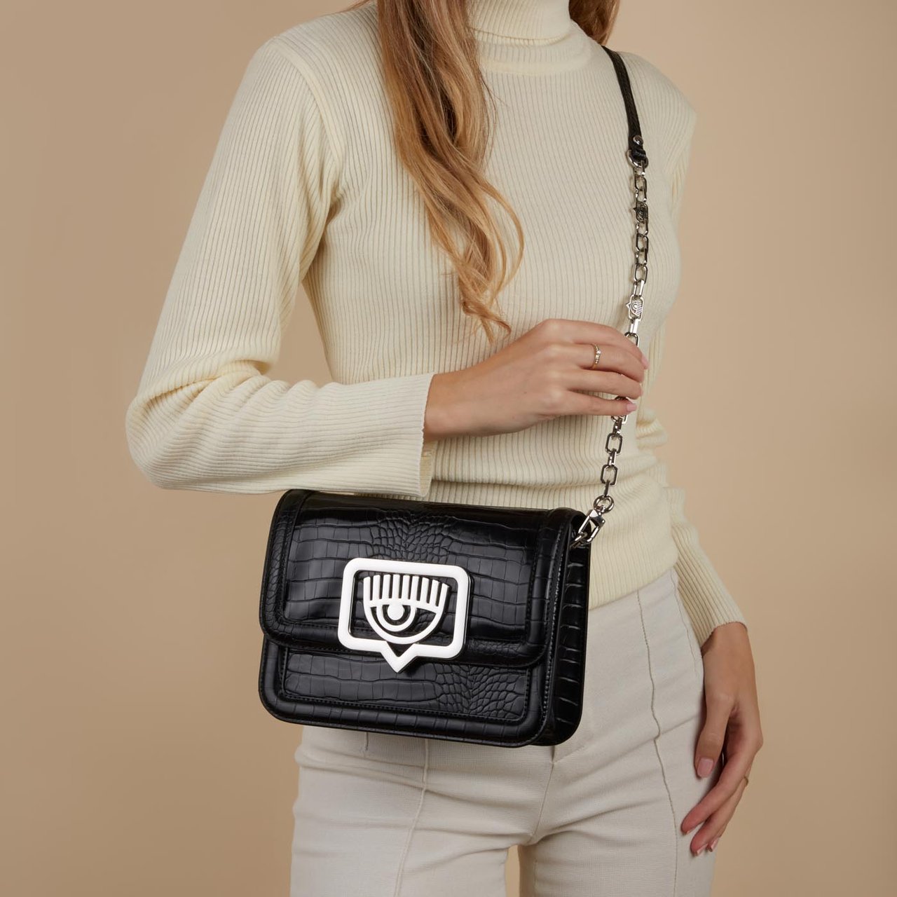 Chiara Ferragni Eyelike Kunstleer Crossbody Tas Zwart