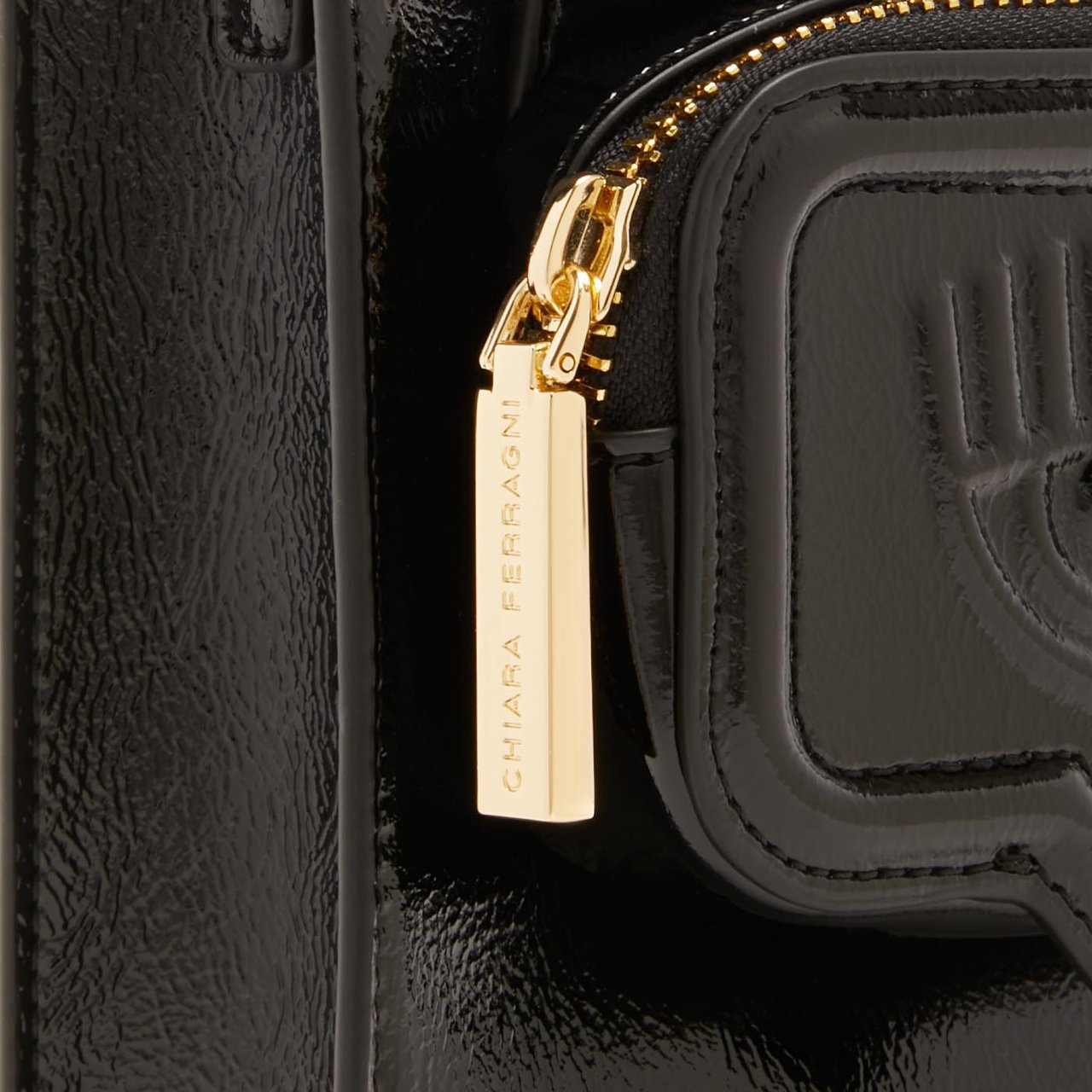 Chiara Ferragni Eyelike Kunstleer Crossbody Tas Zwart