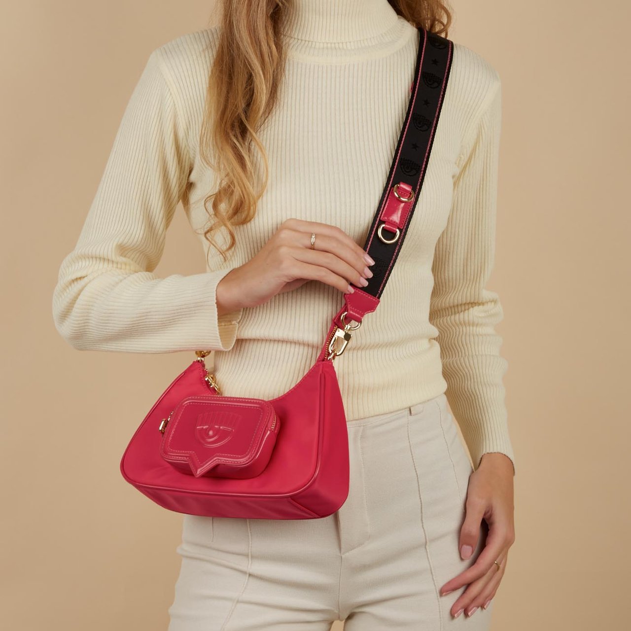 Chiara Ferragni Eyelike Kunstleer Crossbody Tas Roze