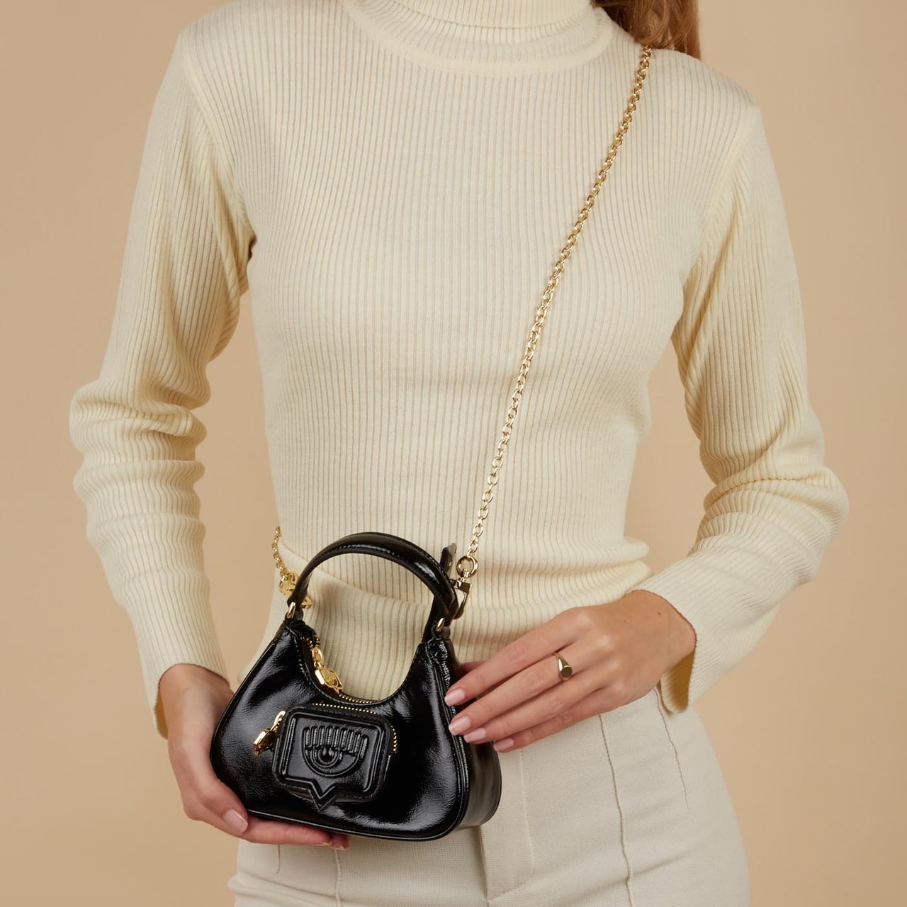 Chiara Ferragni Eyelike Kunstleer Crossbody Tas Zwart