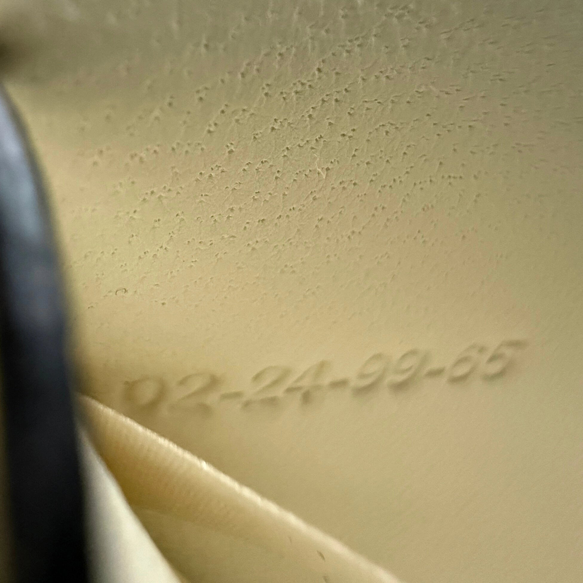 Chloé Chloé Micro Sense Tote Bag Schwarz / neuwertig Zwart