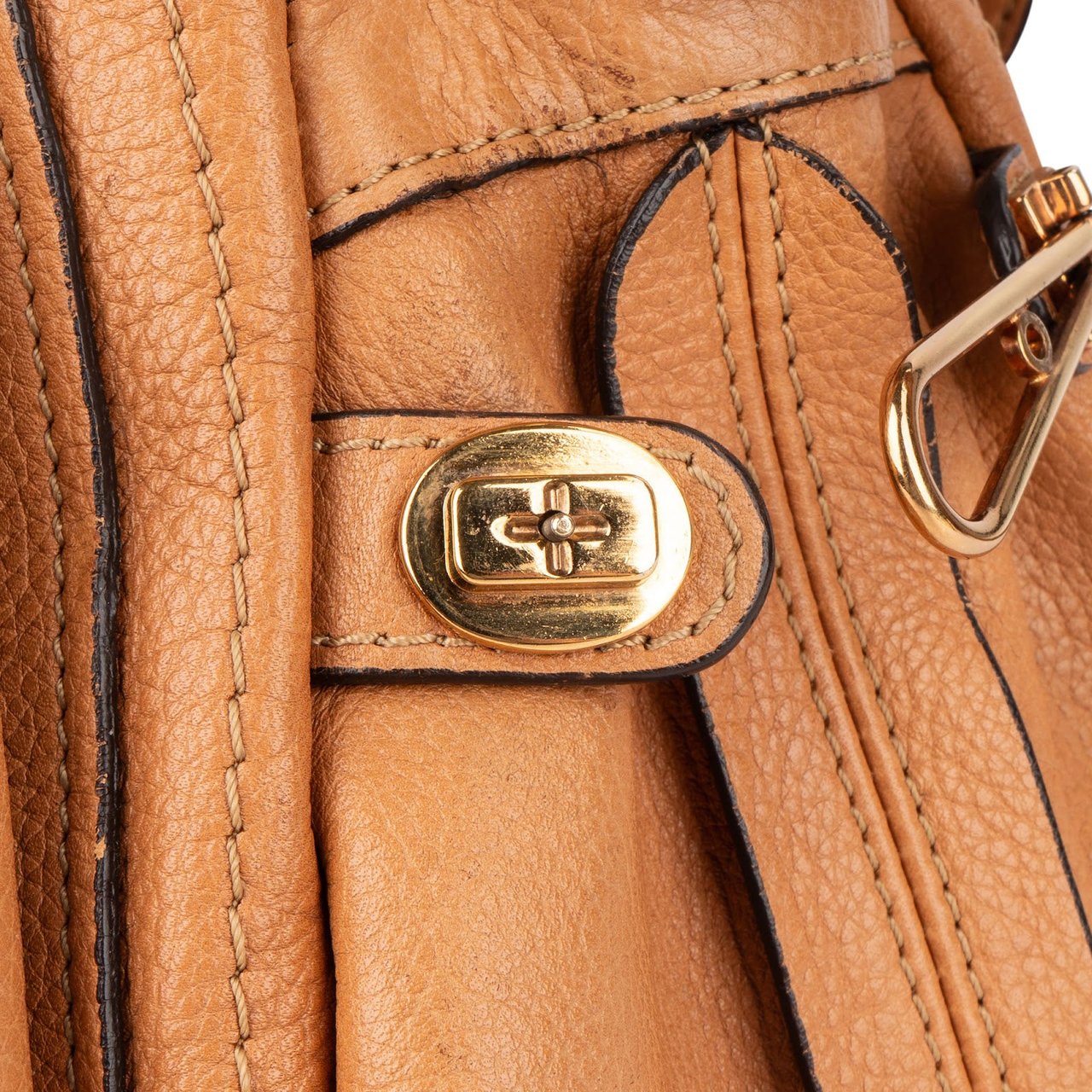 Chloé Leather Paraty Crossbody Bag Bruin