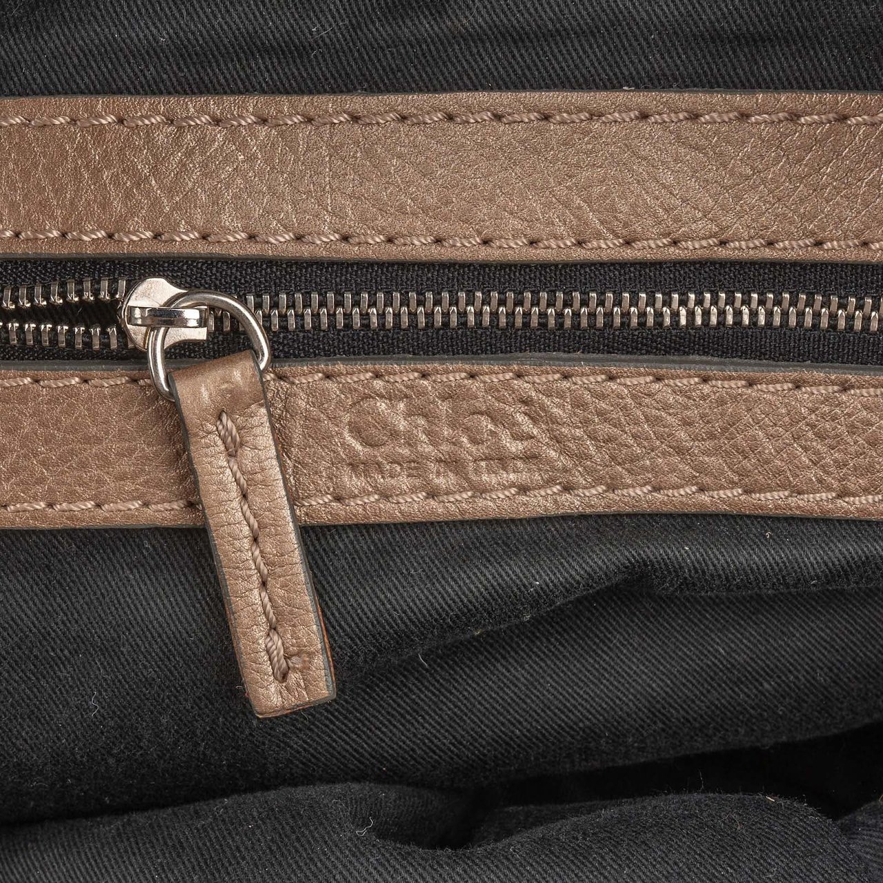Chloé Leather Studded Paddington Satchel Handbag Divers