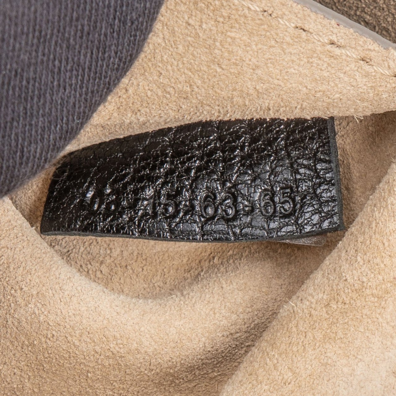 Chloé Grained Leather Small Drew Crossbody Bag Zwart