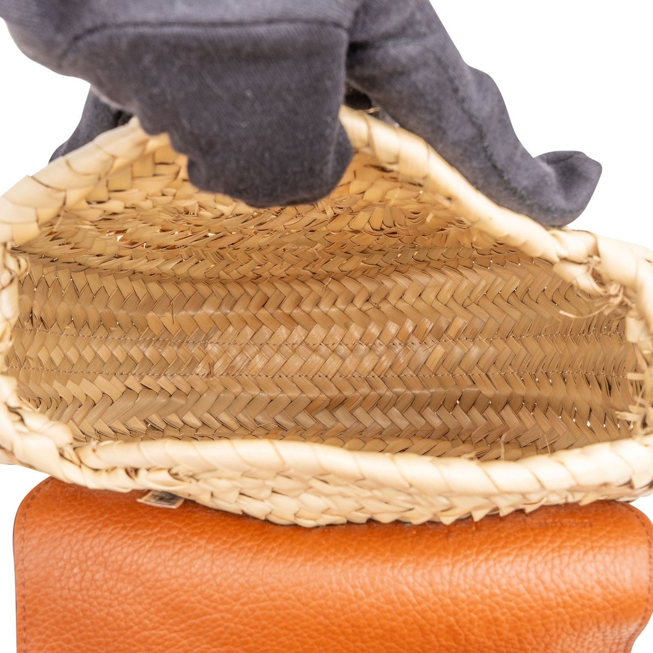 Chloé Grained Calfskin Raffia Marcie Saddle Crossbody Bag Bruin