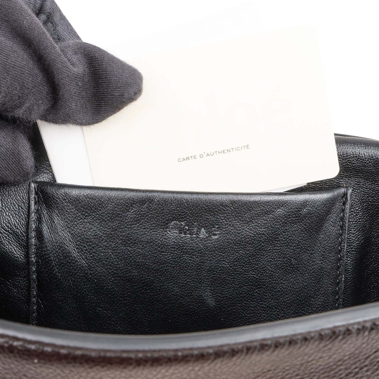 Chloé Black Leather Elsie Turnlock Crossbody Bag Zwart