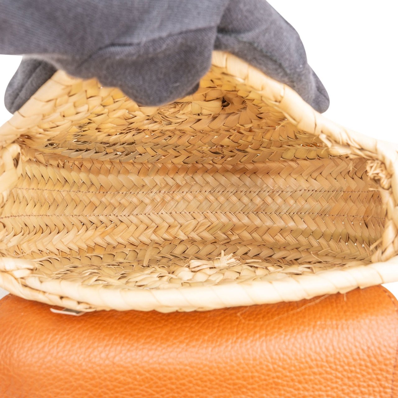 Chloé Raffia Grained Leather Marcie Saddle Crossbody Bag Bruin