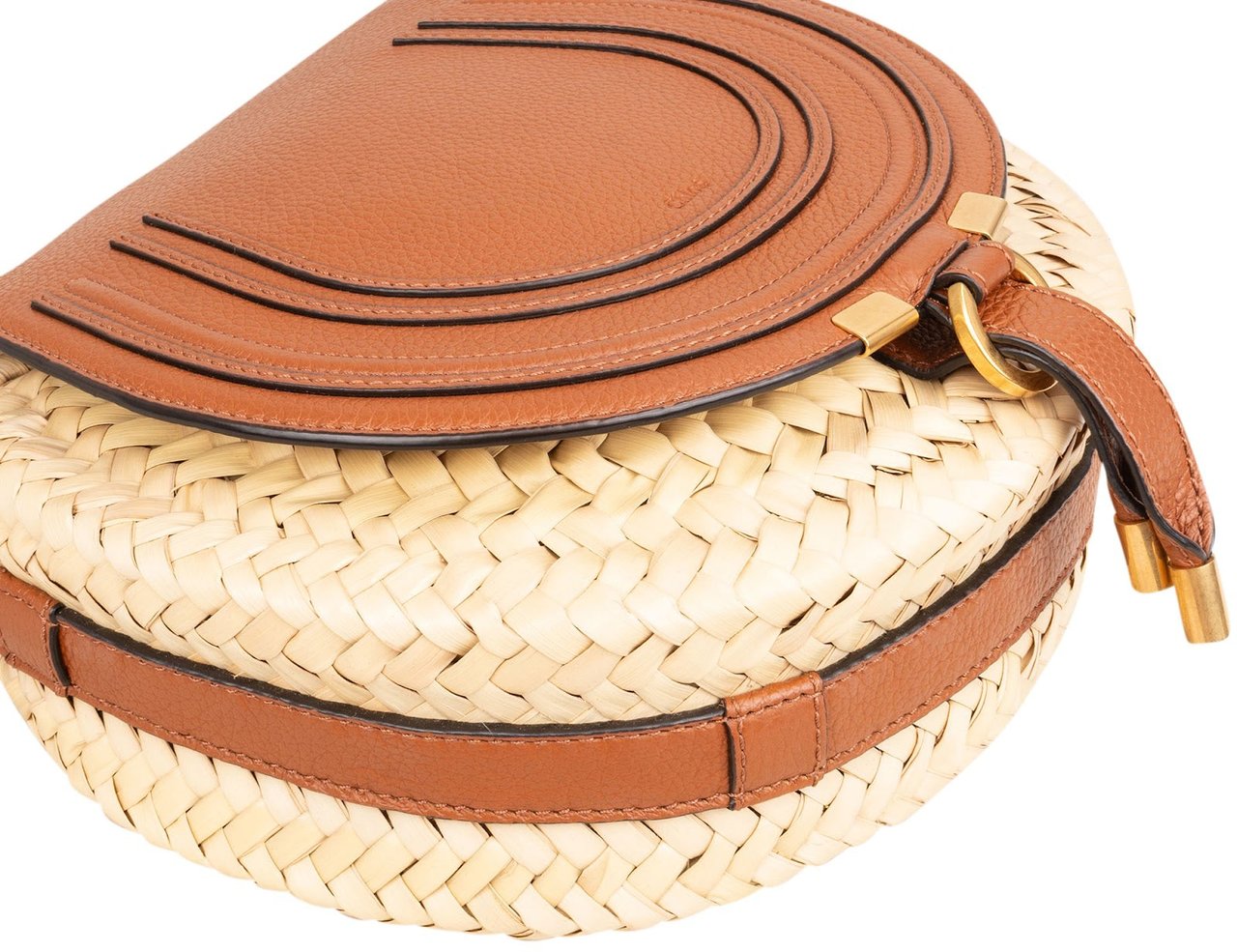 Chloé Raffia Grained Leather Marcie Saddle Crossbody Bag Bruin